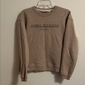 Tommy Hilfiger Women's Tan Crewneck Sweater
